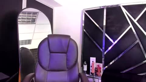 Snapshot of salmaportman_ chatting on 21, 10, 2025 salmaportman_ online show from 21, 10, 2025