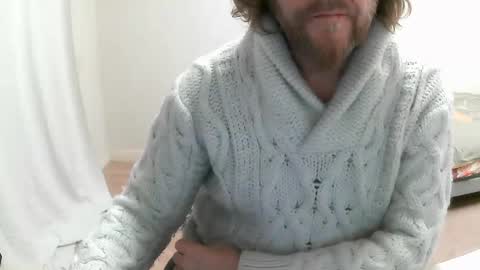 Saltimbanquier  Salt  ou  Banquier  online show from 13, 2, 2025