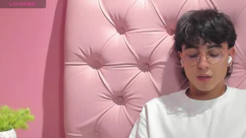 Snapshot of salvatore_monterey chatting on 18, 1, 2025 salvatore online show from 18, 1, 2025