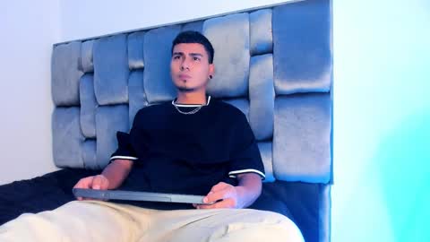 SAM online show from 23, 12, 2025