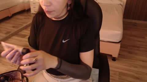 SAM MANSON online show from 12, 9, 2025