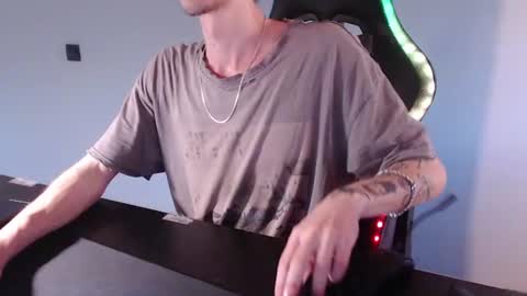 sam_skywalker online show from 6, 7, 2026