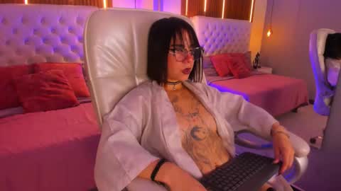 samabiecrussie online show from 15, 2, 2026