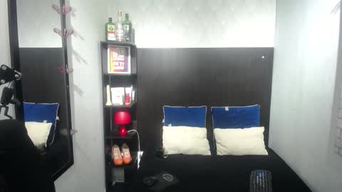 samanta ortizz online show from 24, 10, 2025