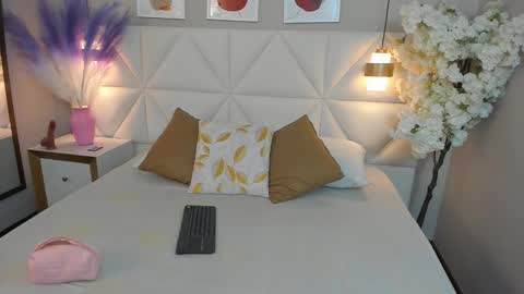 SAMANTHA online show from 19, 10, 2025