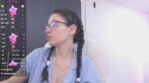 Snapshot of samantha_blow chatting on 5, 6, 2026 samantha_blow online show from 5, 6, 2026