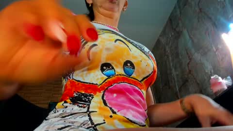 samantha_milfs online show from 28, 1, 2025