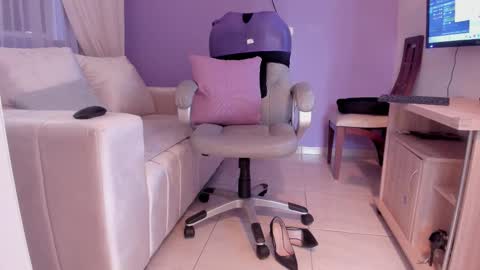 samantha_thompsoon online show from 9, 2, 2026