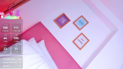 V A  N E S S A  online show from 4, 10, 2025