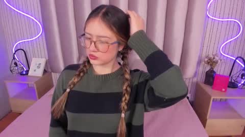 Alejandra  online show from 2, 12, 2025