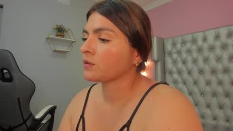 Snapshot of samara_cortes chatting on 11, 11, 2025 Samara online show from 11, 11, 2025