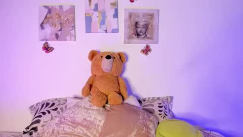 Snapshot of samara_jonnes_ chatting on 9, 2, 2025 Samara is my name a pleasure delighted that you are here leave your thumb up it is important to me online show from 9, 2, 2025