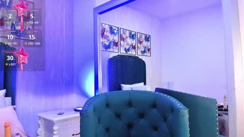 Snapshot of samara_warren chatting on 5, 1, 2025 Samara Warren online show from 5, 1, 2025
