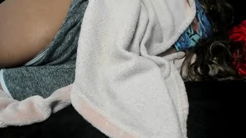 Yaya online show from 11, 3, 2025