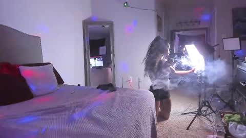 Yaya online show from 6, 4, 2026