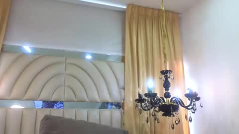 Snapshot of samevans_ chatting on 18, 12, 2024 Sam online show from 18, 12, 2024