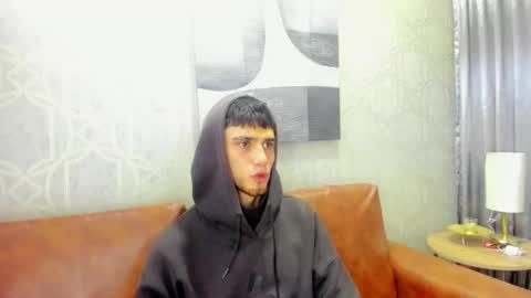 Snapshot of samevans_ chatting on 23, 12, 2024 Sam online show from 23, 12, 2024