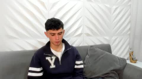 Snapshot of samevans_ chatting on 2, 1, 2025 Sam online show from 2, 1, 2025