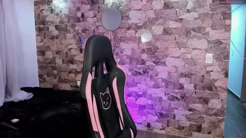 samiacooper25 online show from 1, 3, 2026