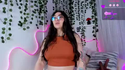 samii evans  online show from 23, 7, 2026