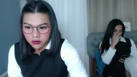 Snapshot of sammypretty19 chatting on 9, 2, 2026 im throat fucker online show from 9, 2, 2026