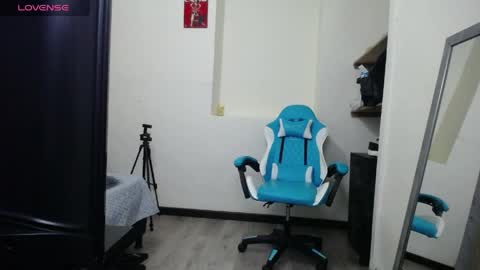 samuel_dark online show from 9, 4, 2026