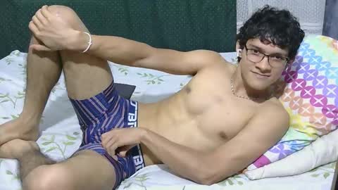 Snapshot of samuel_hills_ii chatting on 24, 2, 2026 samuel_hills_ii online show from 24, 2, 2026