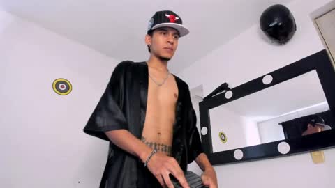   online show from 4, 4, 2026