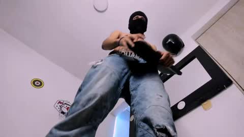   online show from 8, 4, 2026