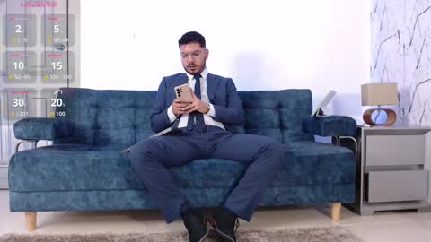 Snapshot of samuelcoopper chatting on 12, 10, 2025 Samuel Coopper online show from 12, 10, 2025