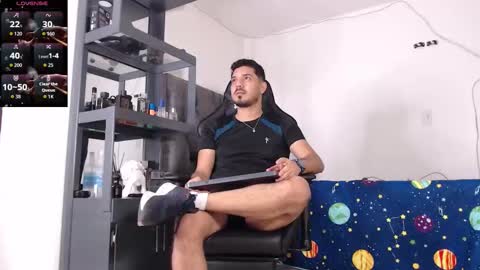 Snapshot of samuelcoopper chatting on 2, 2, 2026 Samuel Coopper online show from 2, 2, 2026