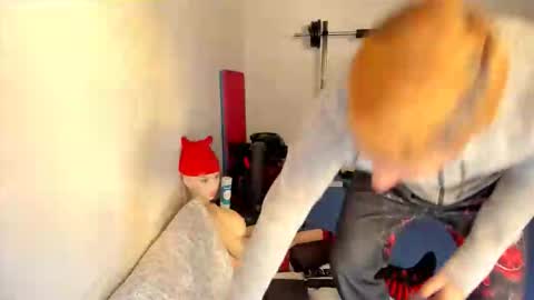 Snapshot of samuraijiu1 chatting on 17, 12, 2025 Samuraijiu online show from 17, 12, 2025