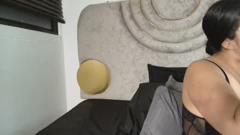 S A M Y  G R E Y  online show from 8, 1, 2026