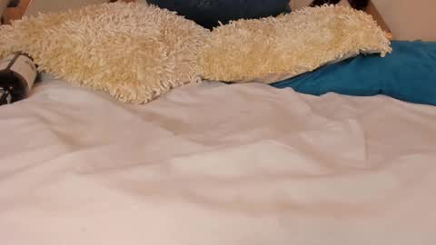 Snapshot of samy_ross_ chatting on 10, 1, 2025 Find me at when im offline here. online show from 10, 1, 2025