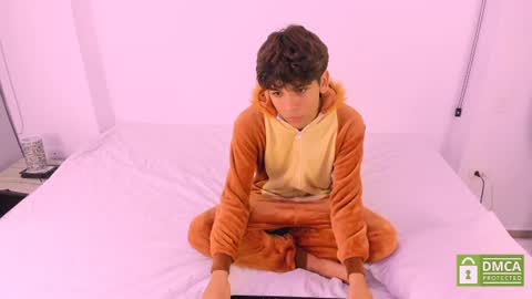 Snapshot of samy_twink chatting on 13, 6, 2026 Sammy online show from 13, 6, 2026