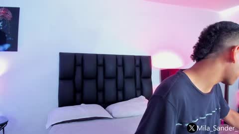 Snapshot of sander_mila chatting on 6, 1, 2025 MilaSander online show from 6, 1, 2025