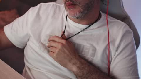 Snapshot of sanders_white chatting on 23, 2, 2025 Sanders online show from 23, 2, 2025