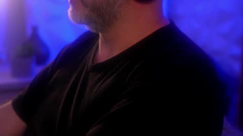 Snapshot of sanders_white chatting on 6, 10, 2025 Sanders online show from 6, 10, 2025