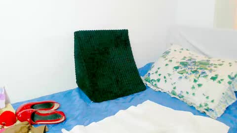 sandi amaya online show from 28, 2, 2025