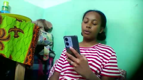 sandra1253099 online show from 1, 12, 2025