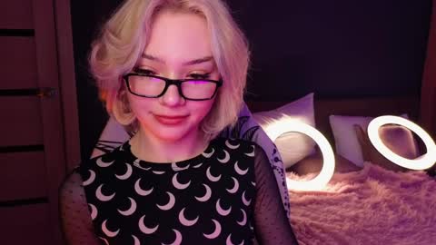 Sandy  online show from 6, 2, 2025