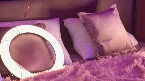 Sandy  online show from 3, 3, 2025