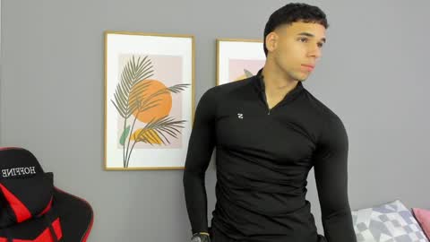 Maximo Santana online show from 25, 5, 2026