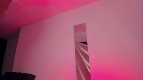 Snapshot of santi__ferrer chatting on 7, 11, 2025 Santi Ferrer online show from 7, 11, 2025