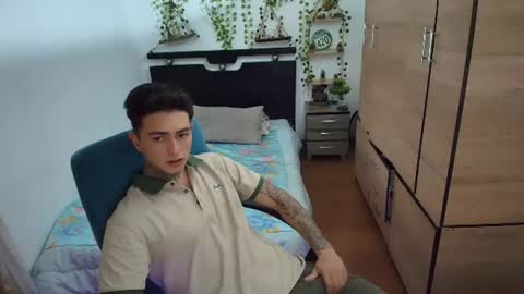 santi_ss online show from 29, 6, 2026