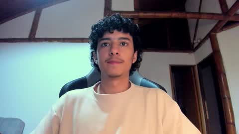 Snapshot of santi_twink19 chatting on 2, 3, 2026 santi_twink19 online show from 2, 3, 2026