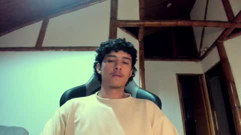 Snapshot of santi_twink19 chatting on 2, 3, 2026 santi_twink19 online show from 2, 3, 2026