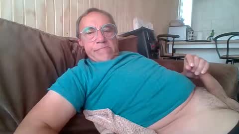 santiago_n online show from 7, 4, 2026