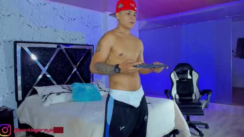 Santi Reyes online show from 10, 2, 2026