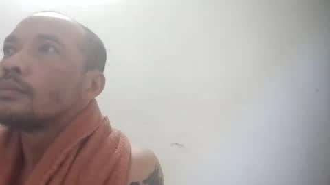 Snapshot of santichai561323 chatting on 10, 11, 2025 santichai561323 online show from 10, 11, 2025